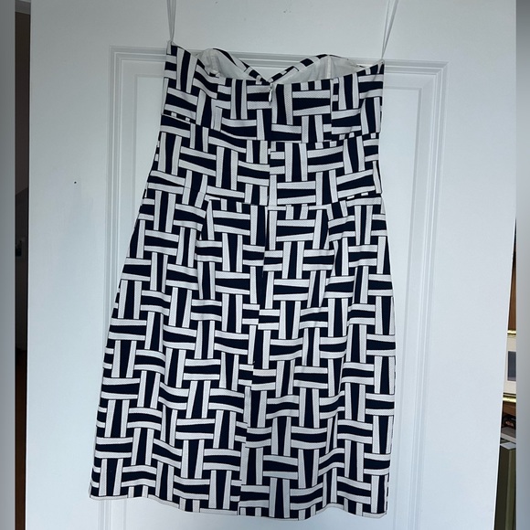Britt Ryan Navy and White Geometric Pattern Strapless Dress Size 8 - Picture 3 of 5